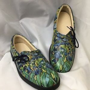 ICON “Irises” Side Lace Sneakers